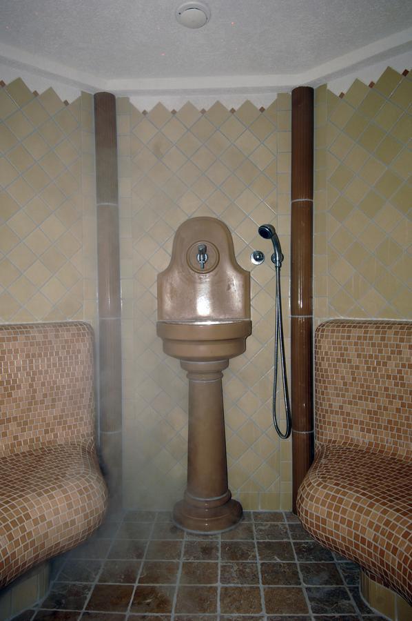Hotel Da Compagnoni Бройл-Червиня Екстериор снимка